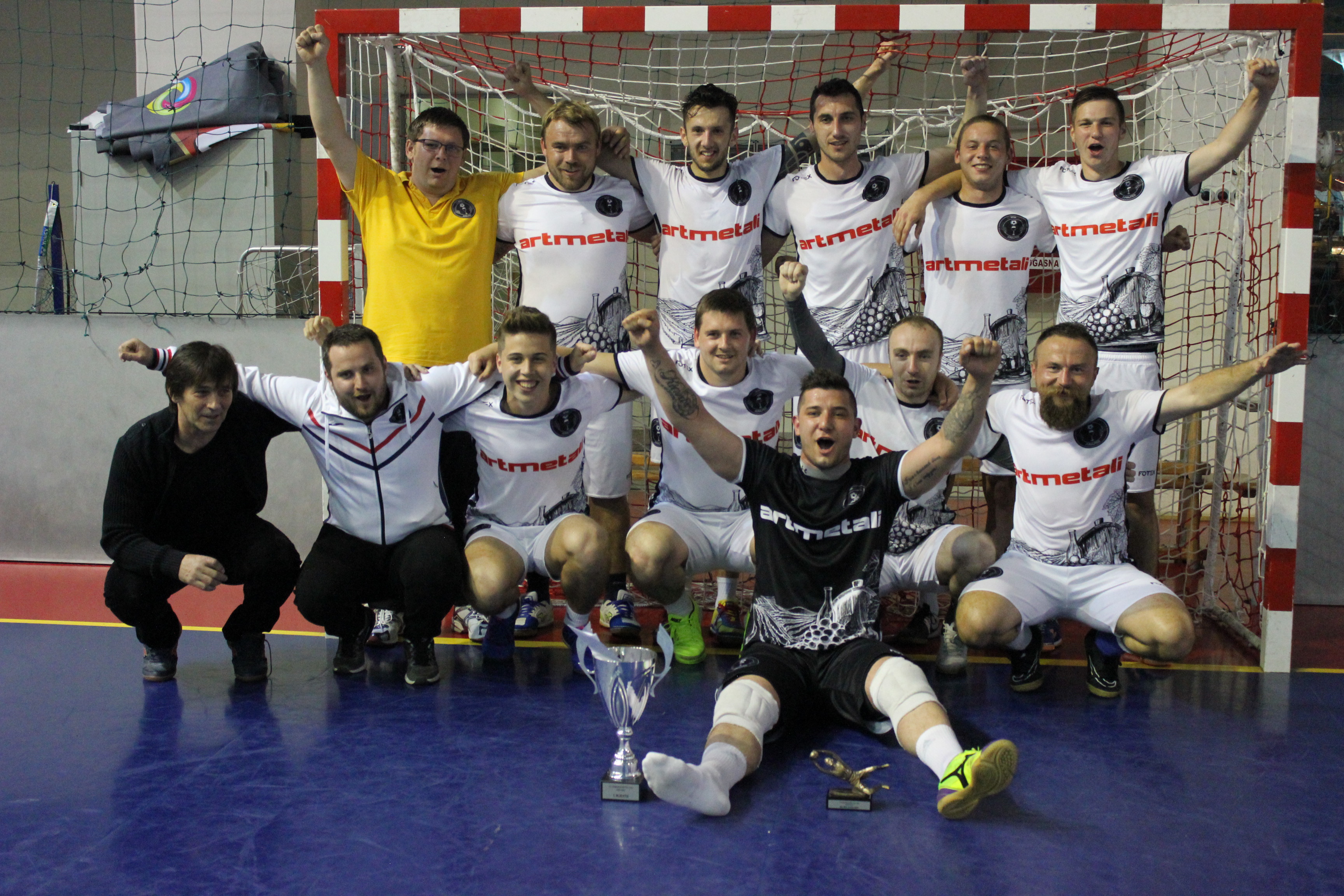 Art metali Junajted osvojili Ligu, a Črešnjevo Kup!